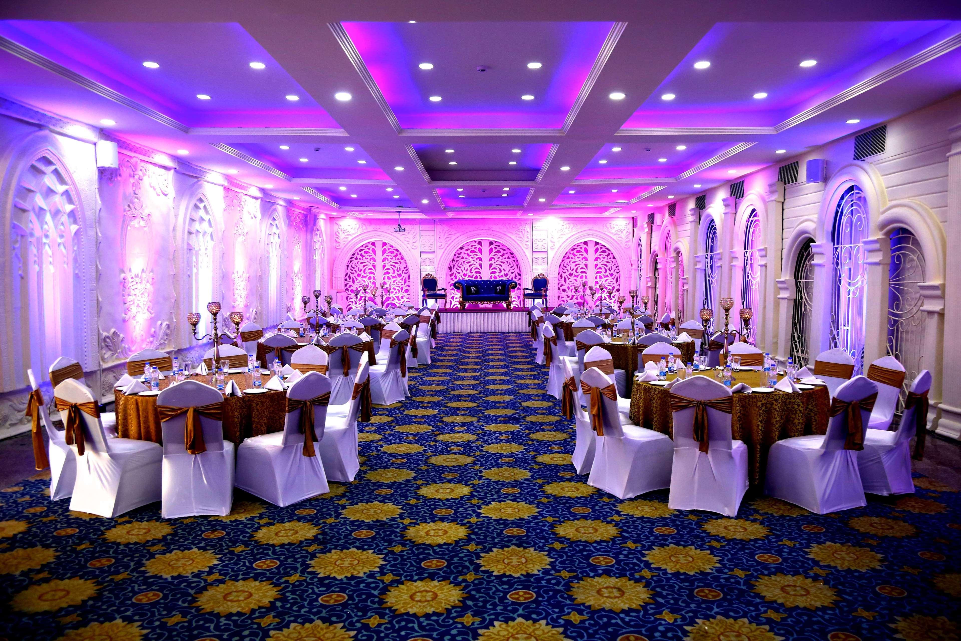 Ramada By Wyndham Amritsar Hotel Exterior foto