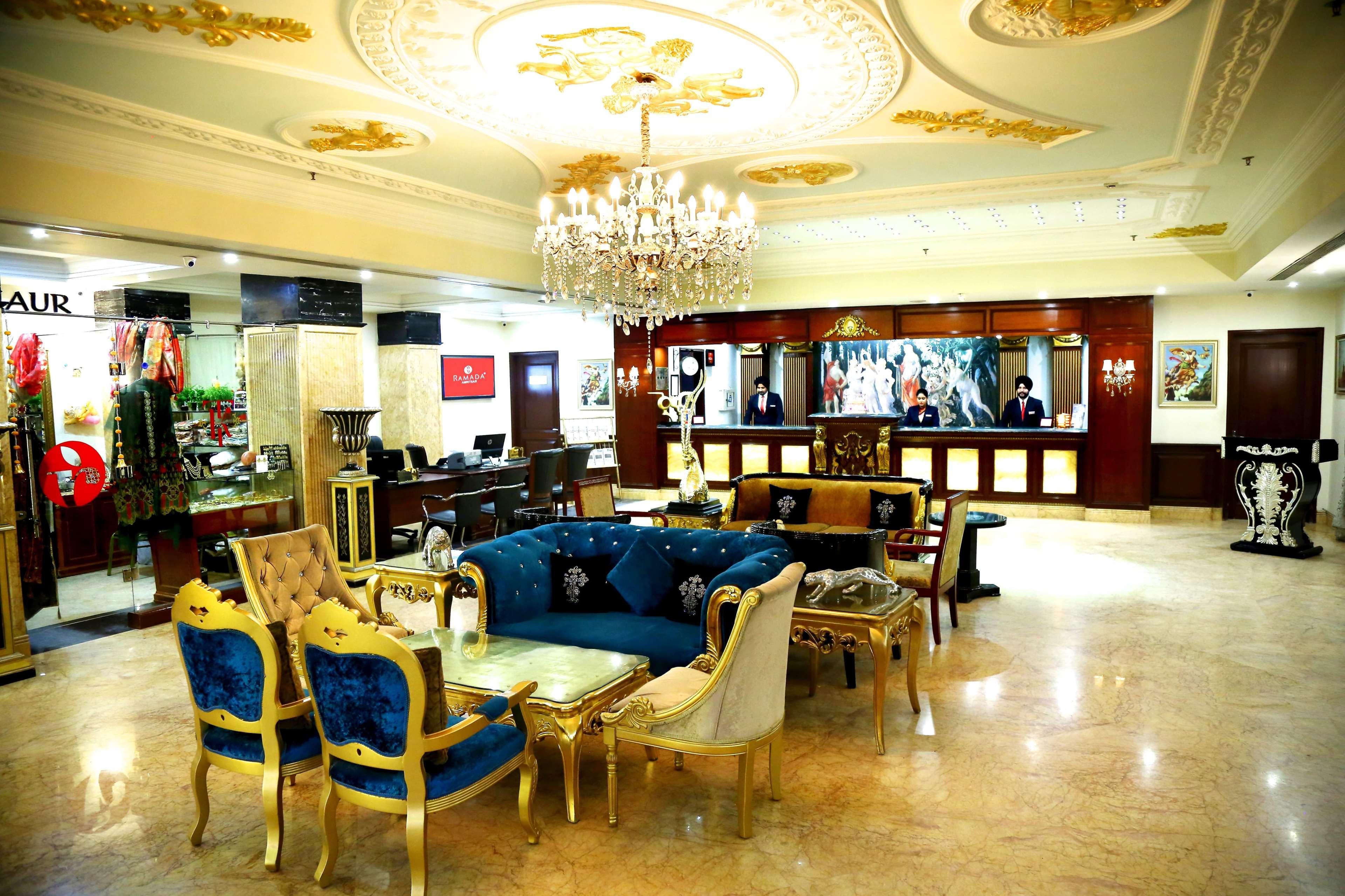 Ramada By Wyndham Amritsar Hotel Exterior foto