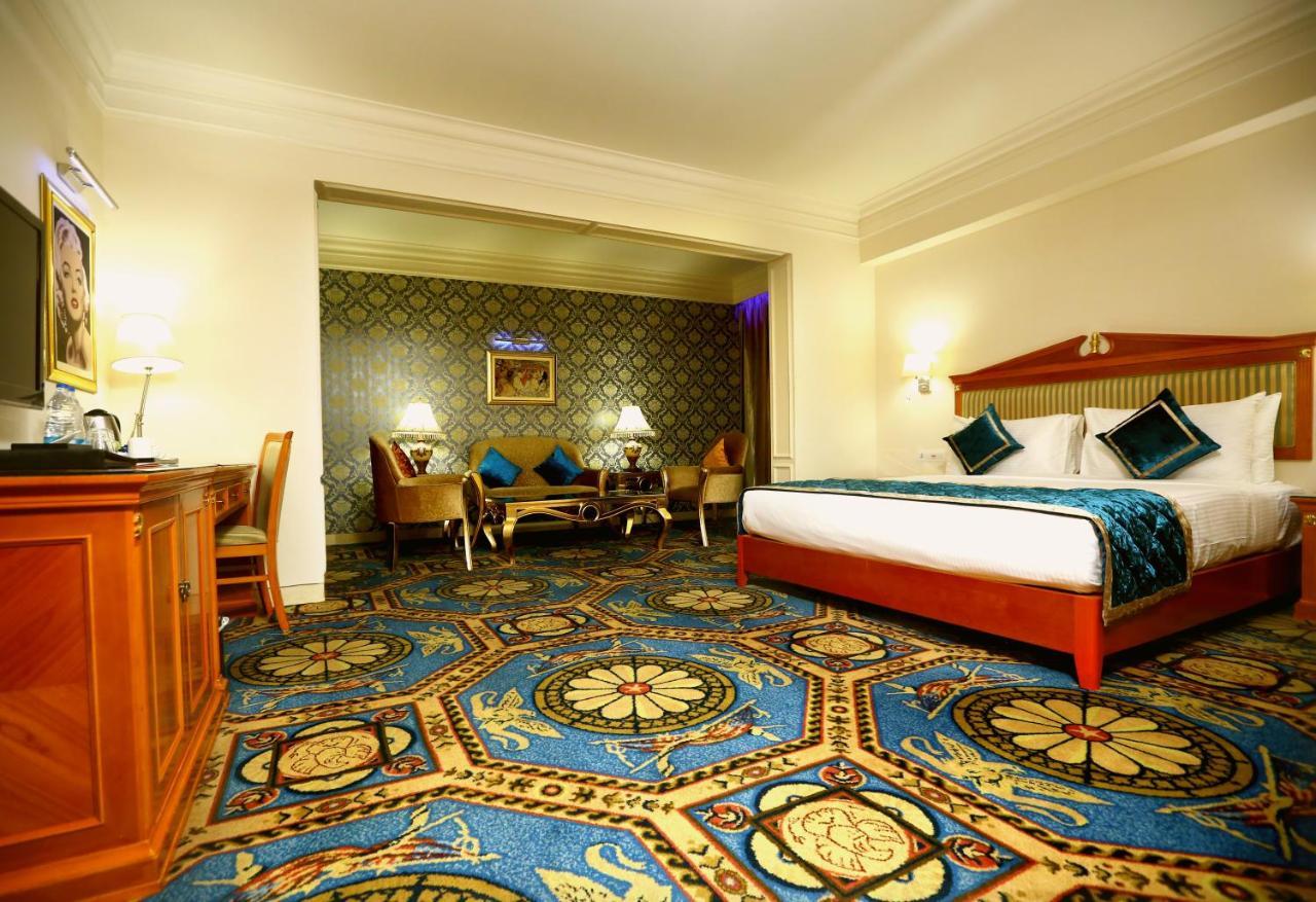 Ramada By Wyndham Amritsar Hotel Exterior foto